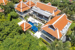 Naiharn 4br Private Pool Villa close to Beach